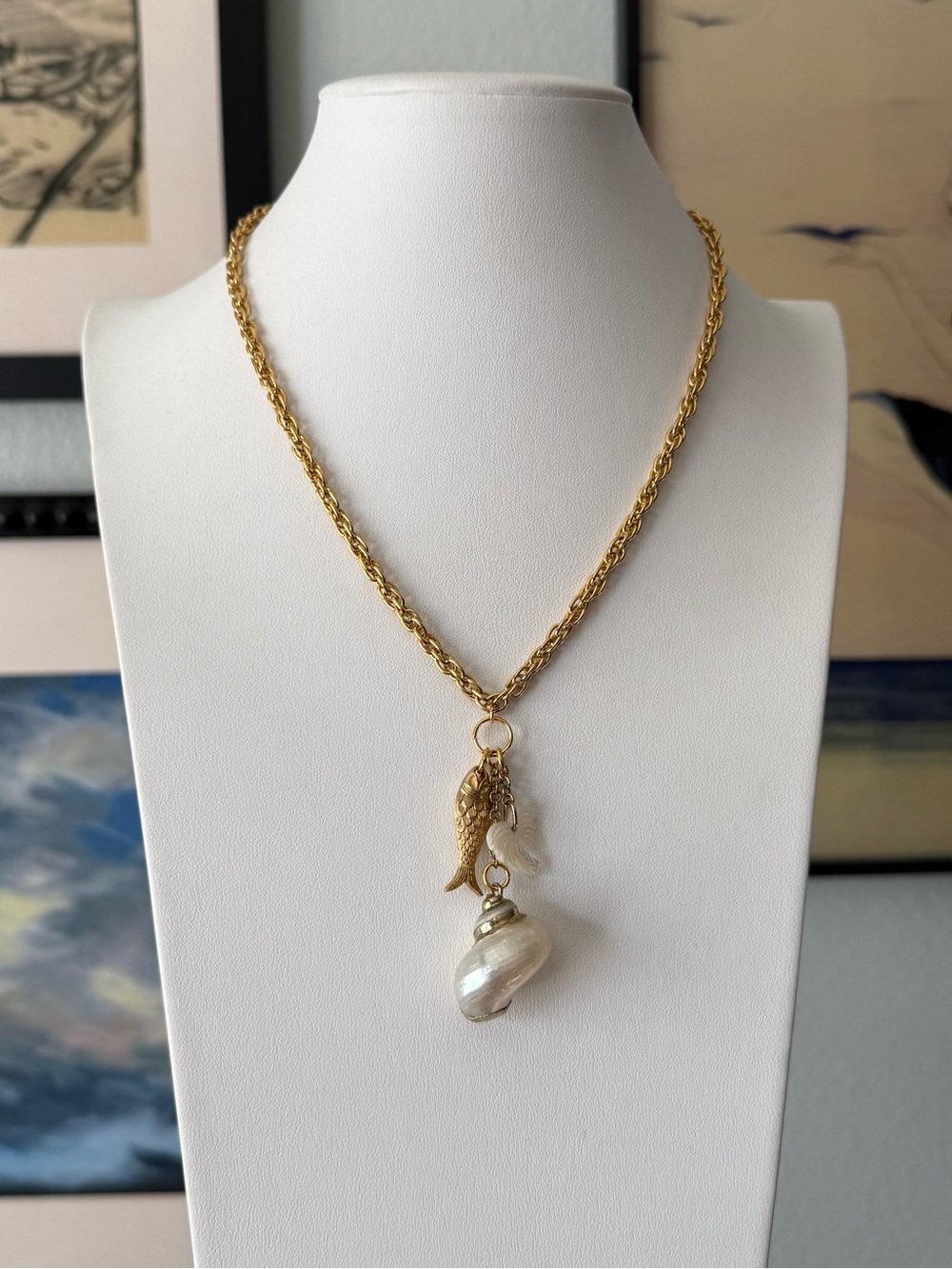 Vintage Gold Tone Fish Charm Pendant with MOP Palm Tree & Shell Charms Necklace